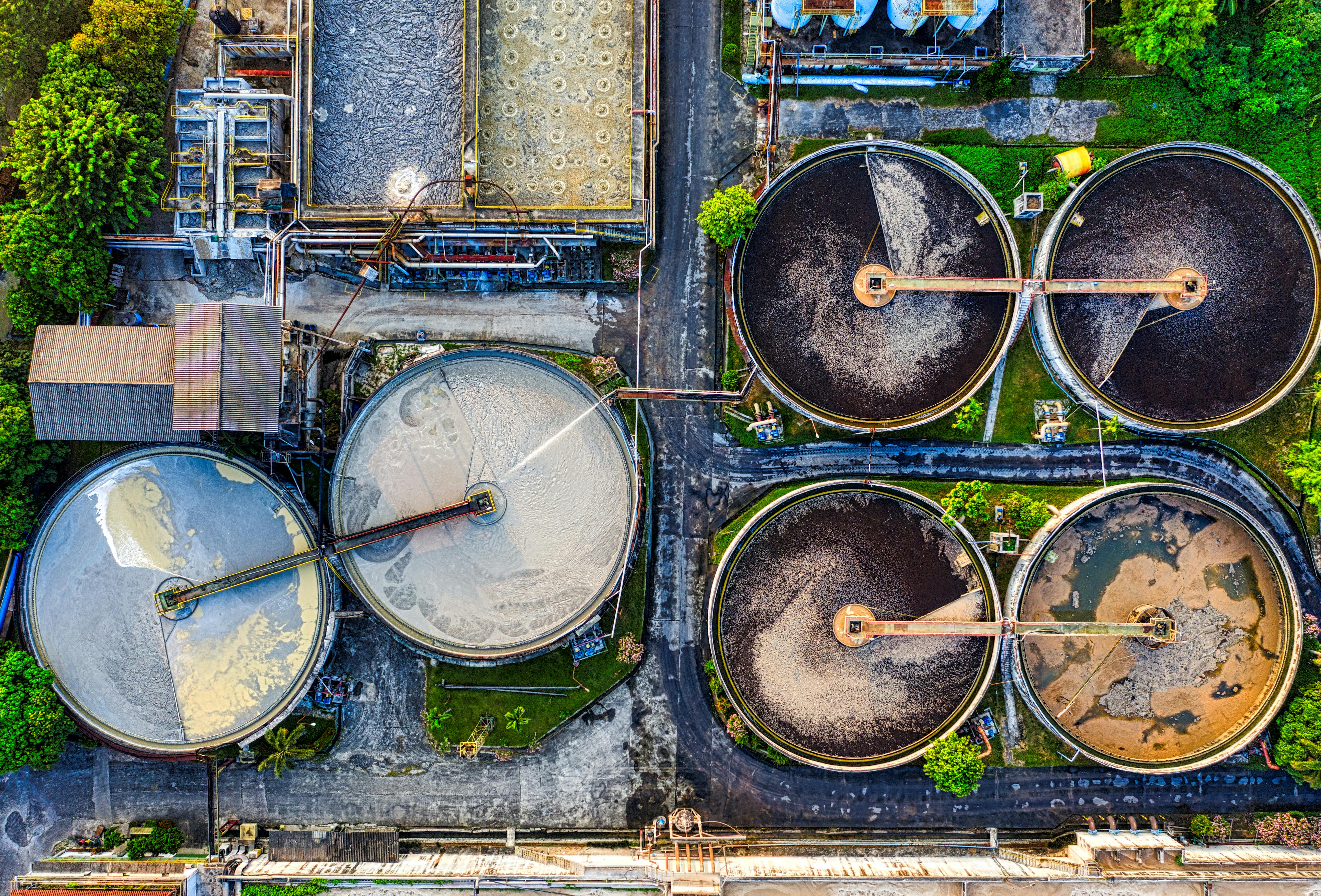 Promoting Sustainability through Chemical Leasing (ChL) and Chemical Management Services (CMS): A Management Accounting  Perspective